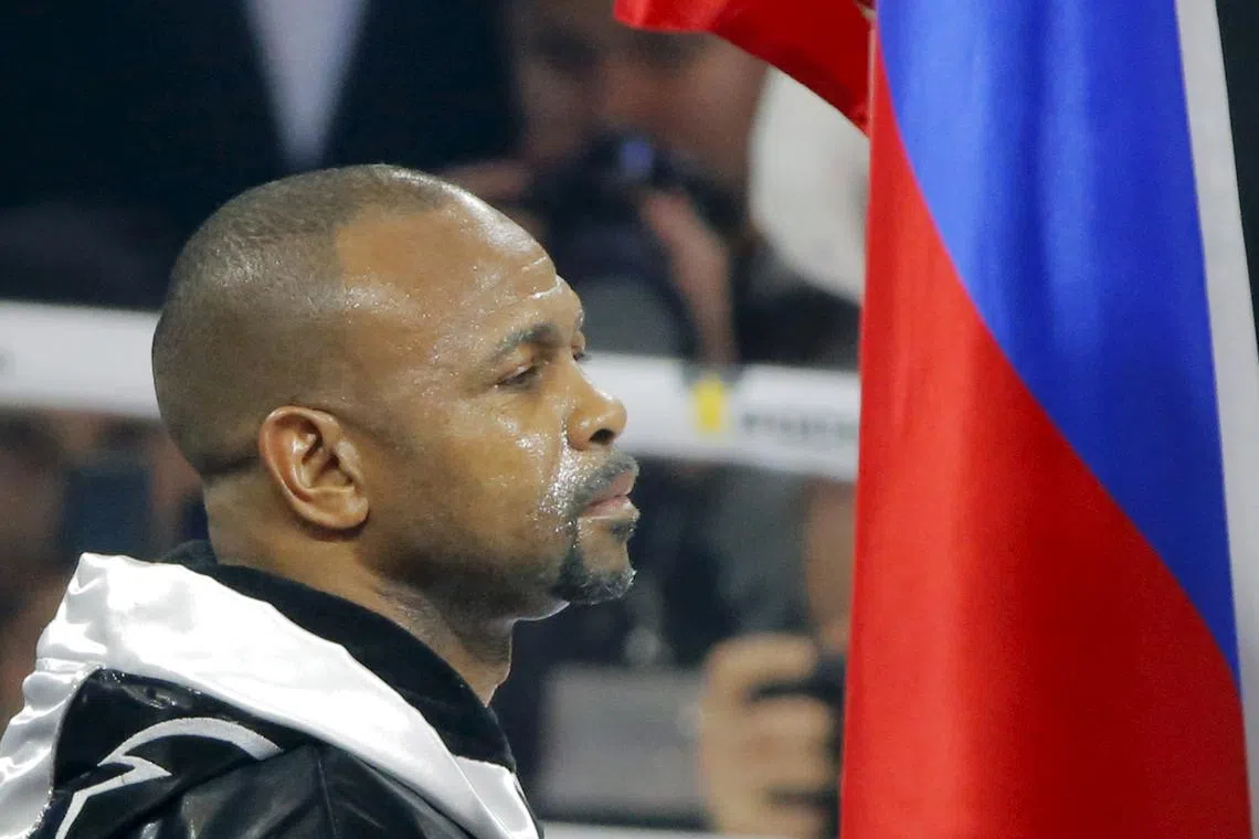 FILE PHOTO: Boxing - Roy Jones Jr v Enzo Maccarinelli cruiserweight fight - VTB Ice Palace, Moscow - 12/12/15 American-Russian Roy Jones Jr during the fight REUTERS/Maxim Shemetov/ File Photo
