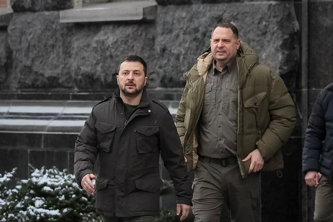 FILE PHOTO: Ukraine's President Volodymyr Zelenskiy and Head of the Presidential Office Andriy Yermak walk, amid Russia's attack on Ukraine, in Kyiv, Ukraine January 22, 2024. REUTERS/Gleb Garanich/File Photo