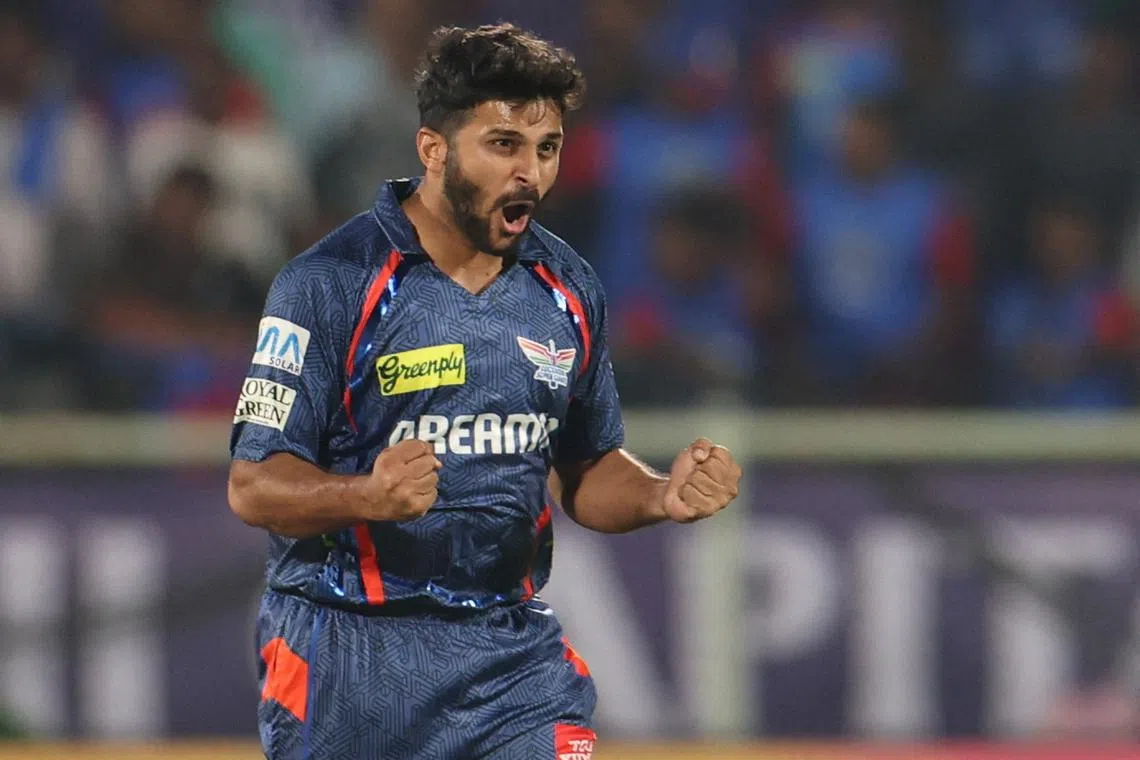 FILE PHOTO: Cricket - Indian Premier League - IPL - Delhi Capitals v Lucknow Super Giants - ACA-VDCA Cricket Stadium, Visakhapatnam, India - March 24, 2025 Lucknow Super Giants' Shardul Thakur celebrates after taking the wicket of Delhi Capitals' Jake Fraser-McGurk REUTERS/Francis Mascarenhas/File Photo