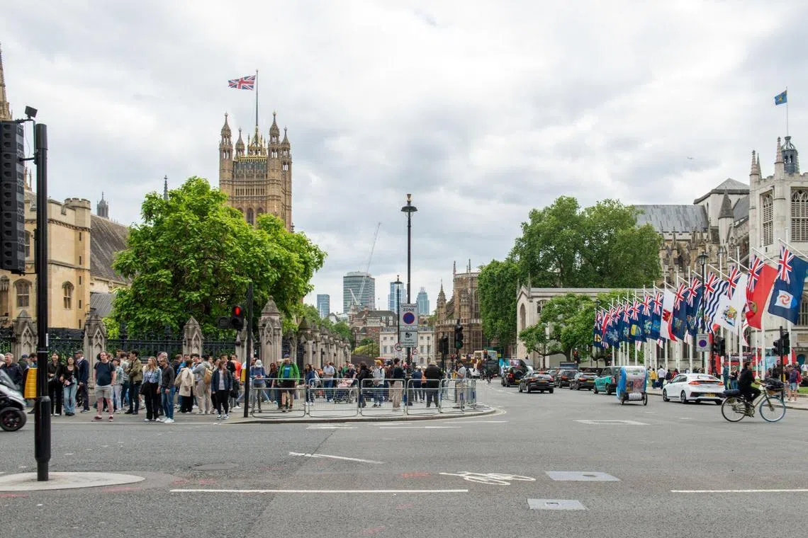 London police said a police officer has been arrested over alleged bets made on the timing of Britain’s national election.