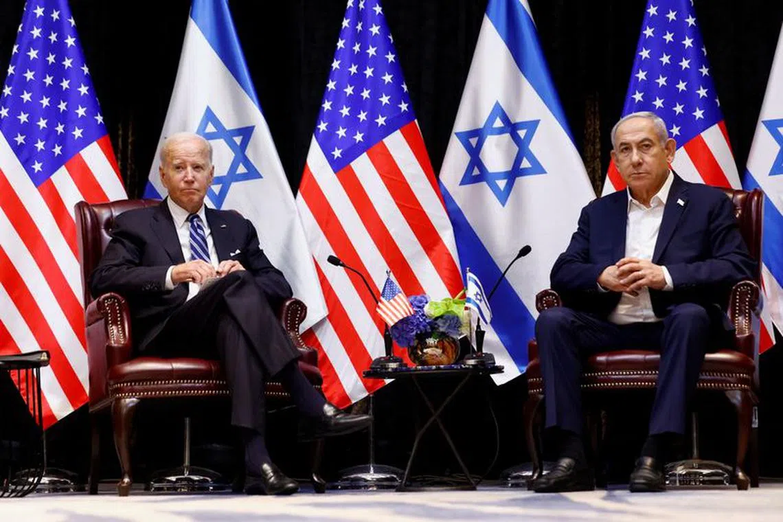 U.S. President Joe Biden meets with Israeli Prime Minister Benjamin Netanyahu and the Israeli war cabinet, as he visits Israel amid the ongoing conflict between Israel and Hamas, in Tel Aviv, Israel, October 18, 2023. REUTERS/Evelyn Hockstein/File Photo