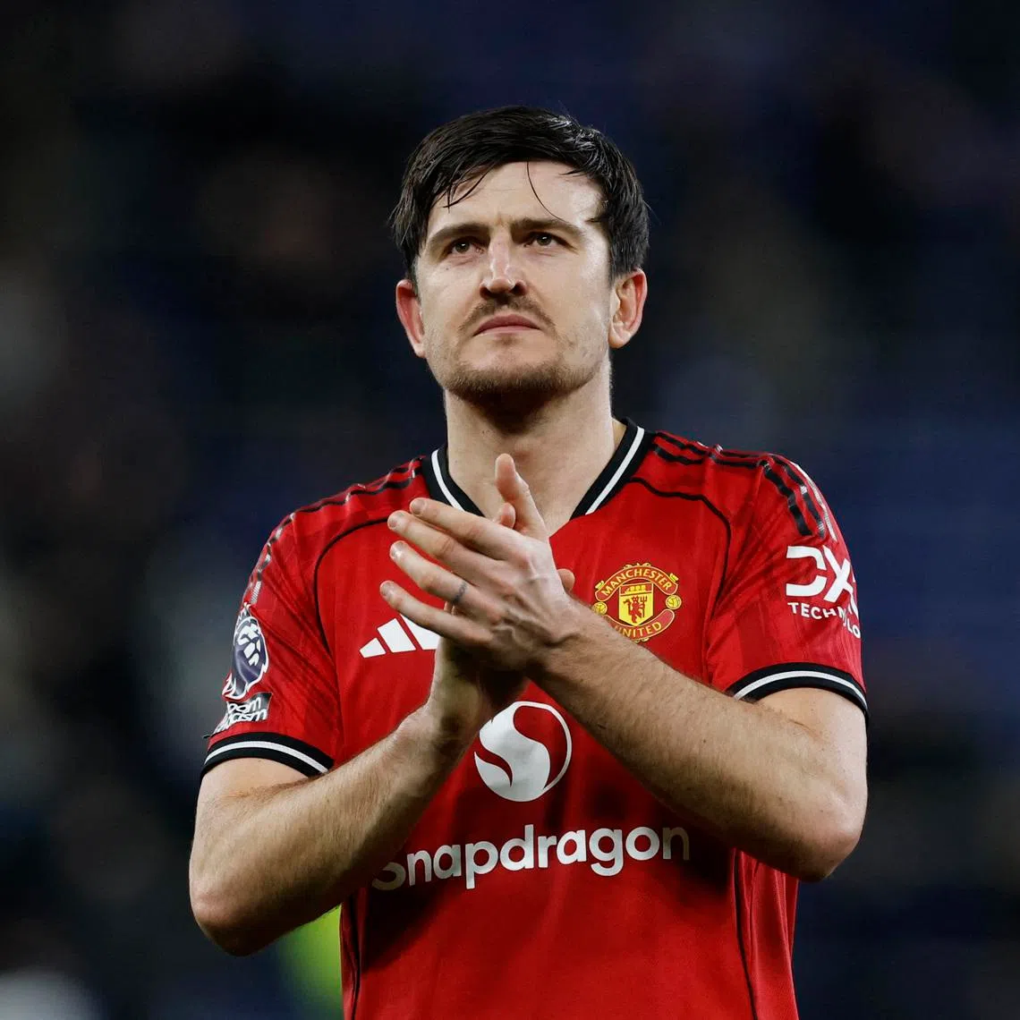 Soccer Football - Premier League - Everton v Manchester United - Hill Dickinson Stadium, Liverpool, Britain - February 23, 2026 Manchester United's Harry Maguire applauds fans after the match Action Images via Reuters/Jason Cairnduff