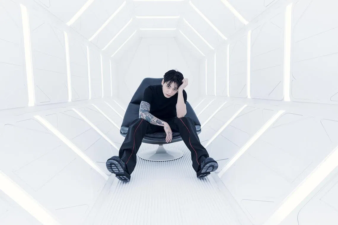 BTS' Jungkook shows off his sexy and flirtatious side in his new release 3D.