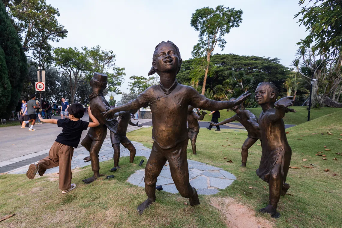 Onward Ahead by Chong Fah Cheong