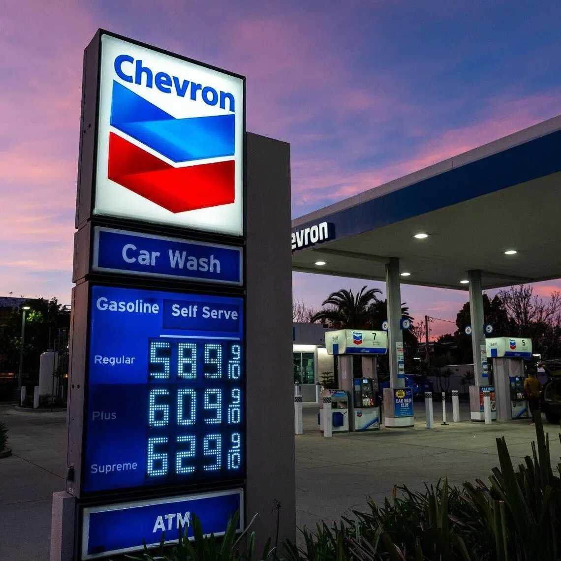 The IEA is proposing the largest ever release of oil reserves, as the Middle East war drives up oil prices.
