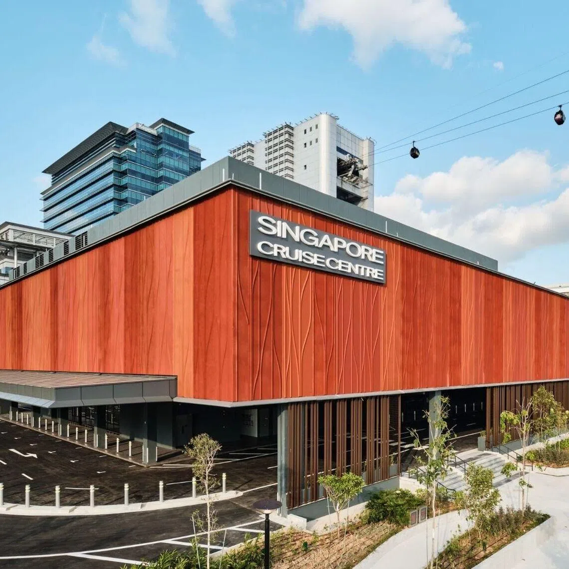 The new terminal is located at 5 HarbourFront Avenue, 70m away from the existing terminal within Harbourfront Centre.