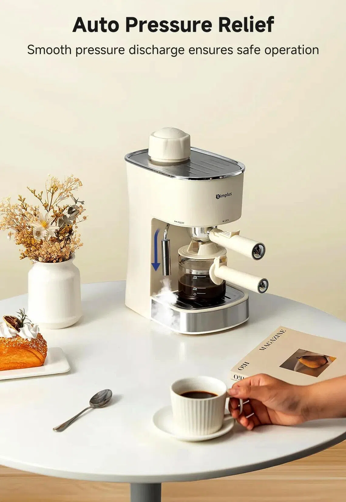 Máquina de café expresso semiautomática compacta Simplus. 