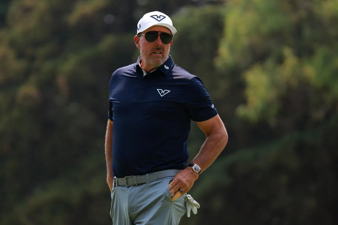 Golf - LIV Golf - Mexico City - Club de Golf Chapultepec, Naucalpan, Mexico - April 25, 2025 HyFlyers GC's Phil Mickelson in action REUTERS/Raquel Cunha