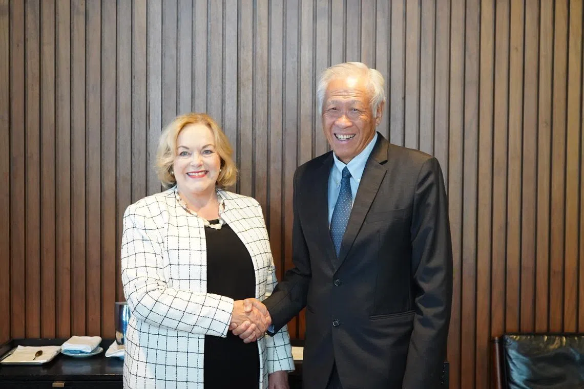 Dr Ng Eng Hen and New Zealand Defence Minister Judith Collins in Auckland, New Zealand.