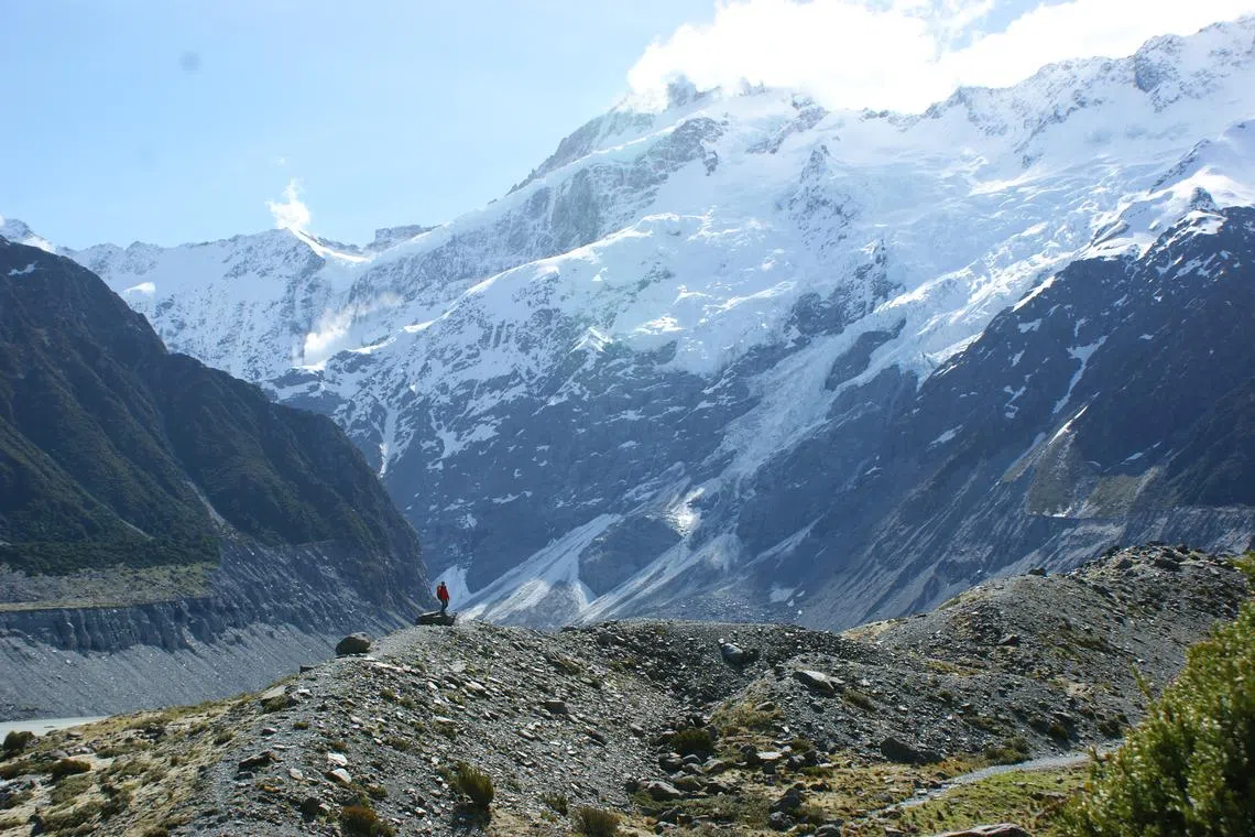 Police said the alpine terrain of 3,700m Mount Cook was “difficult to navigate” and bad weather had forced them to suspend the search until at least Dec 5. 