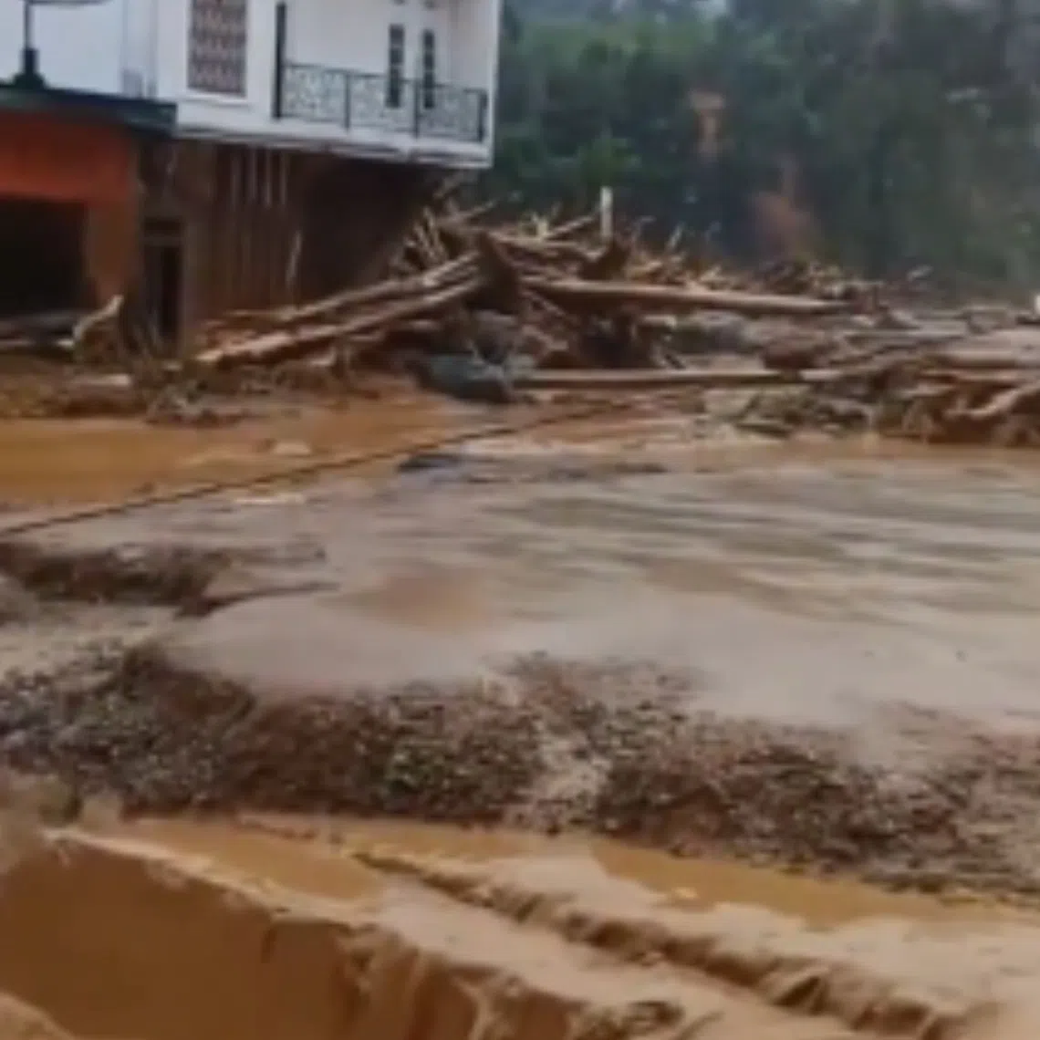 Extreme weather has lashed North Sumatra for several days, flooding parts of the Tapanuli Selatan district since Nov 24.