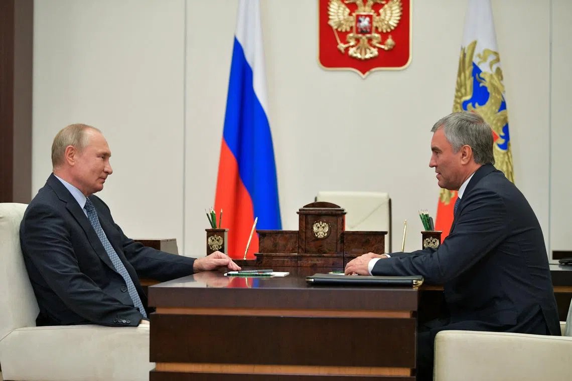 FILE PHOTO: Russian President Vladimir Putin meets with State Duma Speaker Vyacheslav Volodin, at the Novo-Ogaryovo state residence outside Moscow, Russia October 26, 2020. Sputnik/Alexei Druzhinin/Kremlin via REUTERS /File Photo