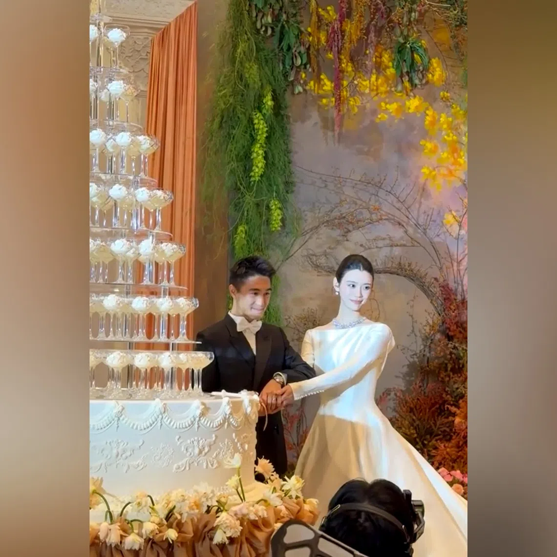 Mario Ho and Ming Xi at their wedding reception in Macau on Sept 28.