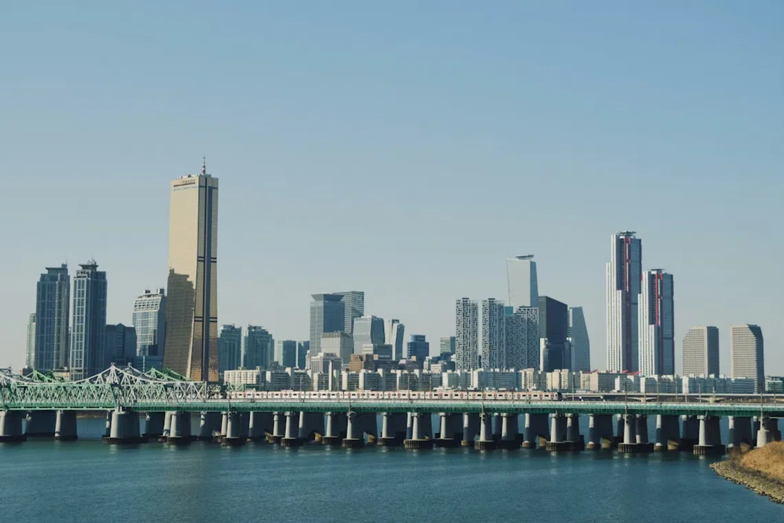 Collapse at construction site near Seoul’s Yeouido station leaves 7 workers trapped