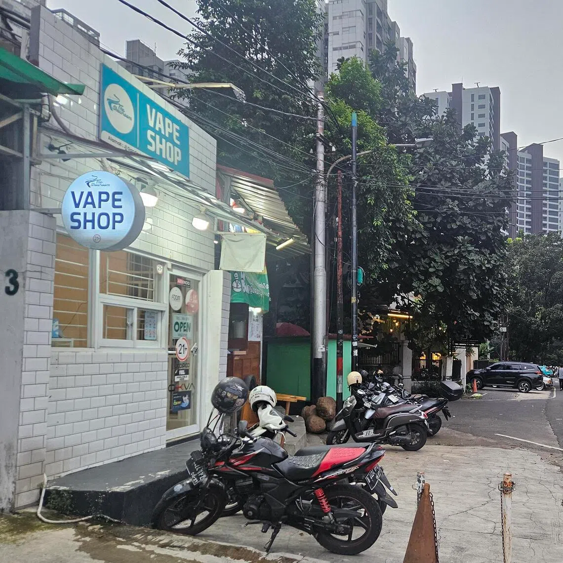 wyvape - Vape shops are rapidly increasing in number across Jakarta, with most of their customers coming from Generation Z, or those born between 1997 and 2012.

ST PHOTO: WAHYUDI SOERIAATMADJA