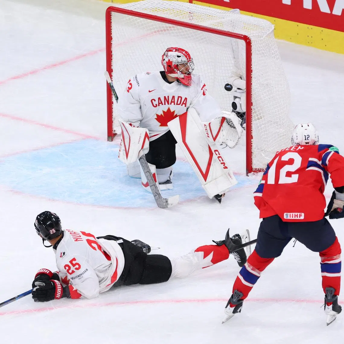 Ice Hockey - IIHF World Championships - Bronze Medal Game - Canada v Norway - Swiss Life Arena, Zurich, Switzerland - May 31, 2026 Norway's Noah Steen scores their third goal in overtime REUTERS/Denis Balibouse