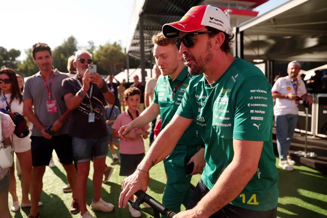 Formula One F1 - Barcelona-Catalunya Grand Prix - Circuit de Barcelona-Catalunya, Barcelona, Spain - June 12, 2026 Aston Martin's Fernando Alonso after practice REUTERS/Bruna Casas
