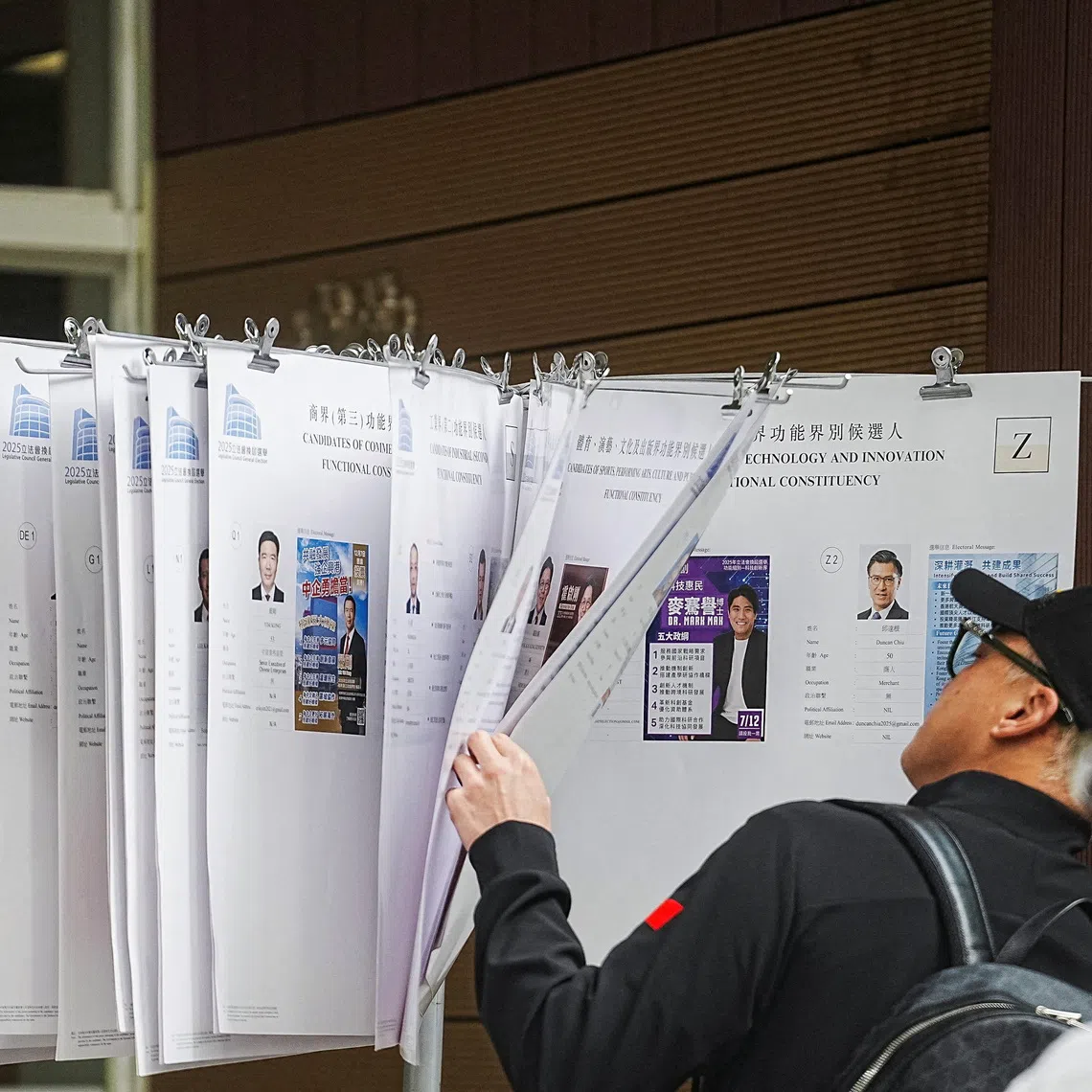 To boost participation, voting hours were extended to 16 hours and 37 more polling stations were set up for designated groups.