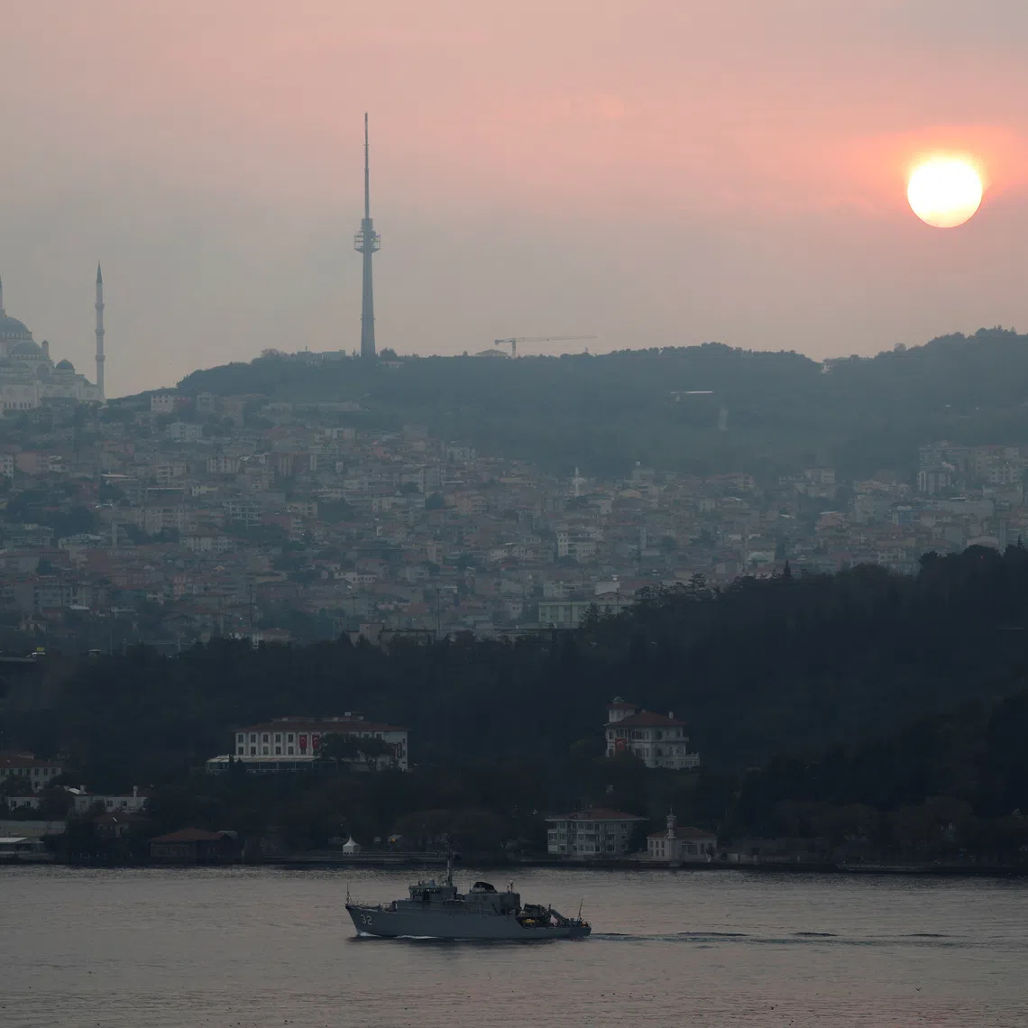 FILE PHOTO: Bulgarian Navy minehunter BGS Tsibar sails in the Bosphorus towards the Black Sea, in Istanbul, Turkey October 29, 2020, after participating in the Turkish Navy-led multinational Mine Warfare Exercise Nusret-2020. REUTERS/Murad Sezer/File Photo