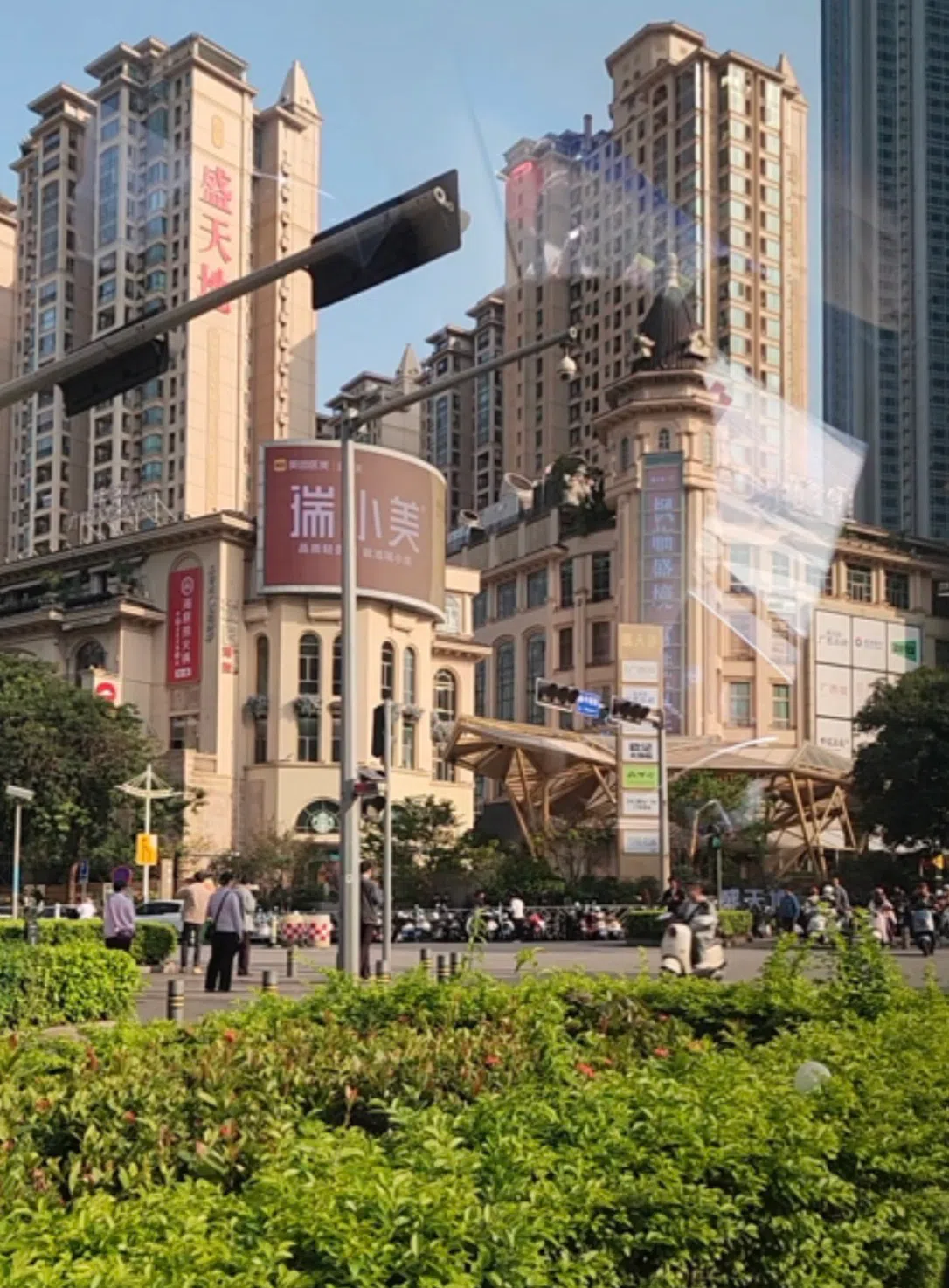 A photo taken by Alice during her trip to Nanning in March. Alice recalled that she had suspected it was all a scam when she looked around her.