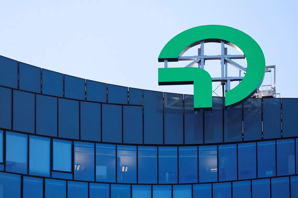 FILE PHOTO: A view of the logo of Austrian energy company OMV at the headquarter in Vienna, Austria, February 4, 2025. REUTERS/Lisa Leutner/File Photo