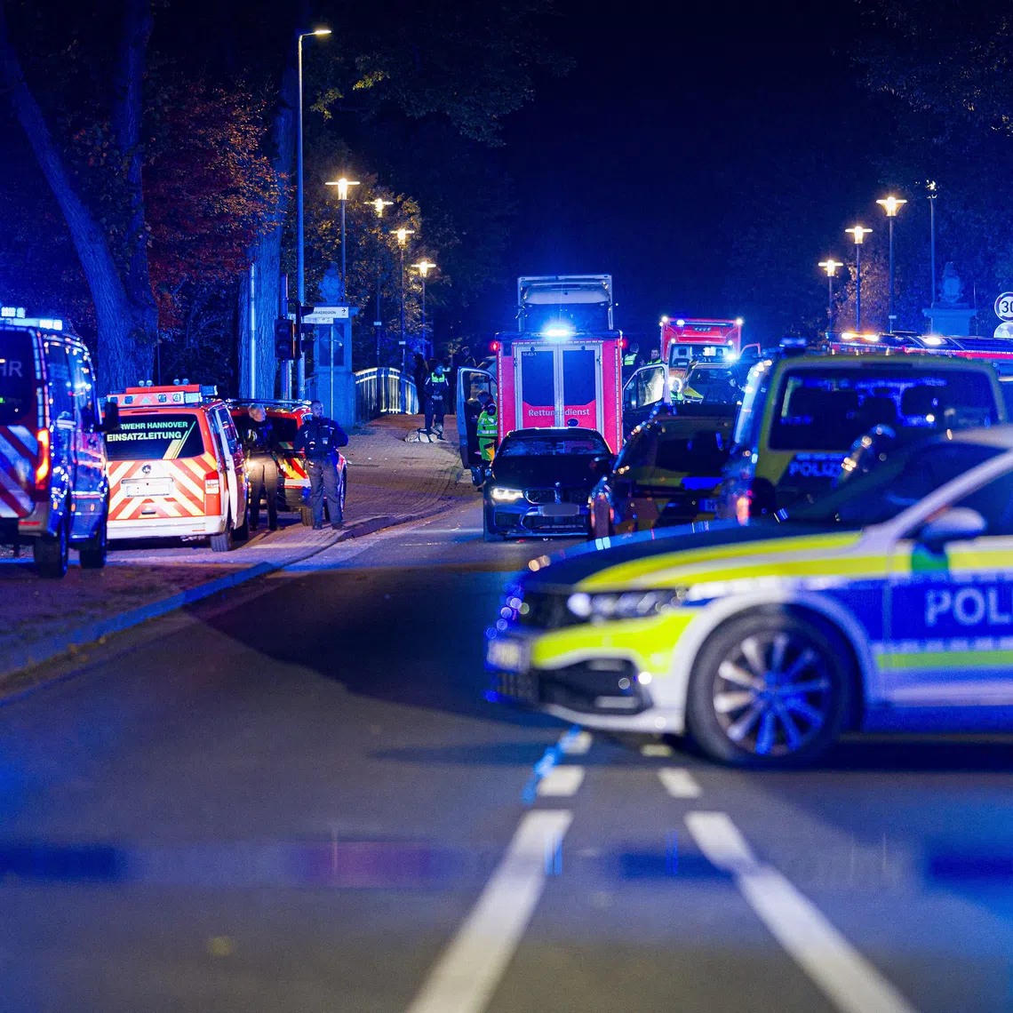 A BMW was driven deliberately into a group of people in Neustadt am Ruebenberge, leaving four to five of them injured.