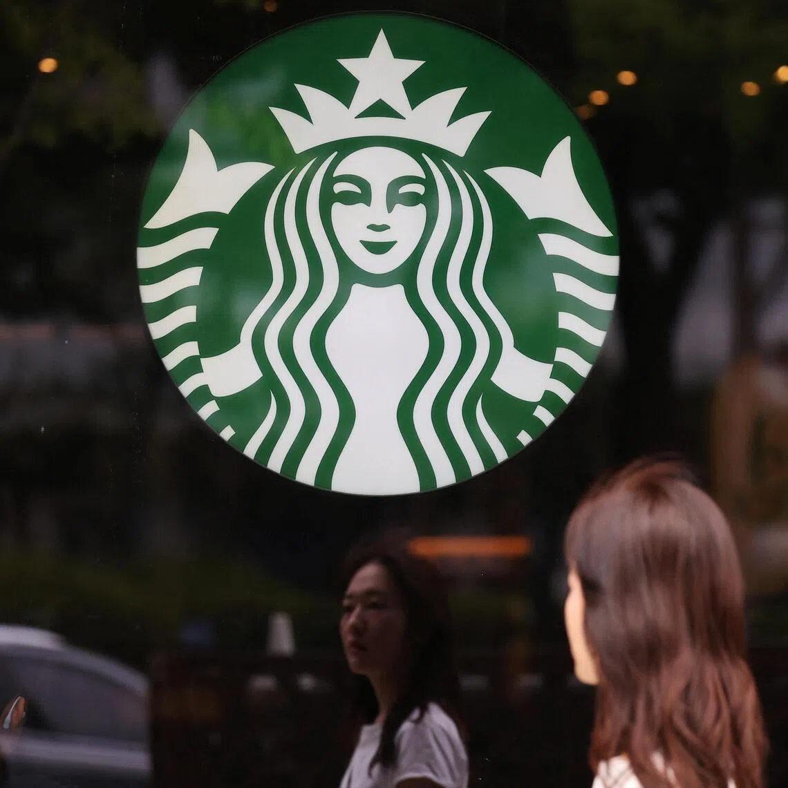 Industry observers said the figures suggest Starbucks may be bouncing back from its sharp decline in sales seen in late May.