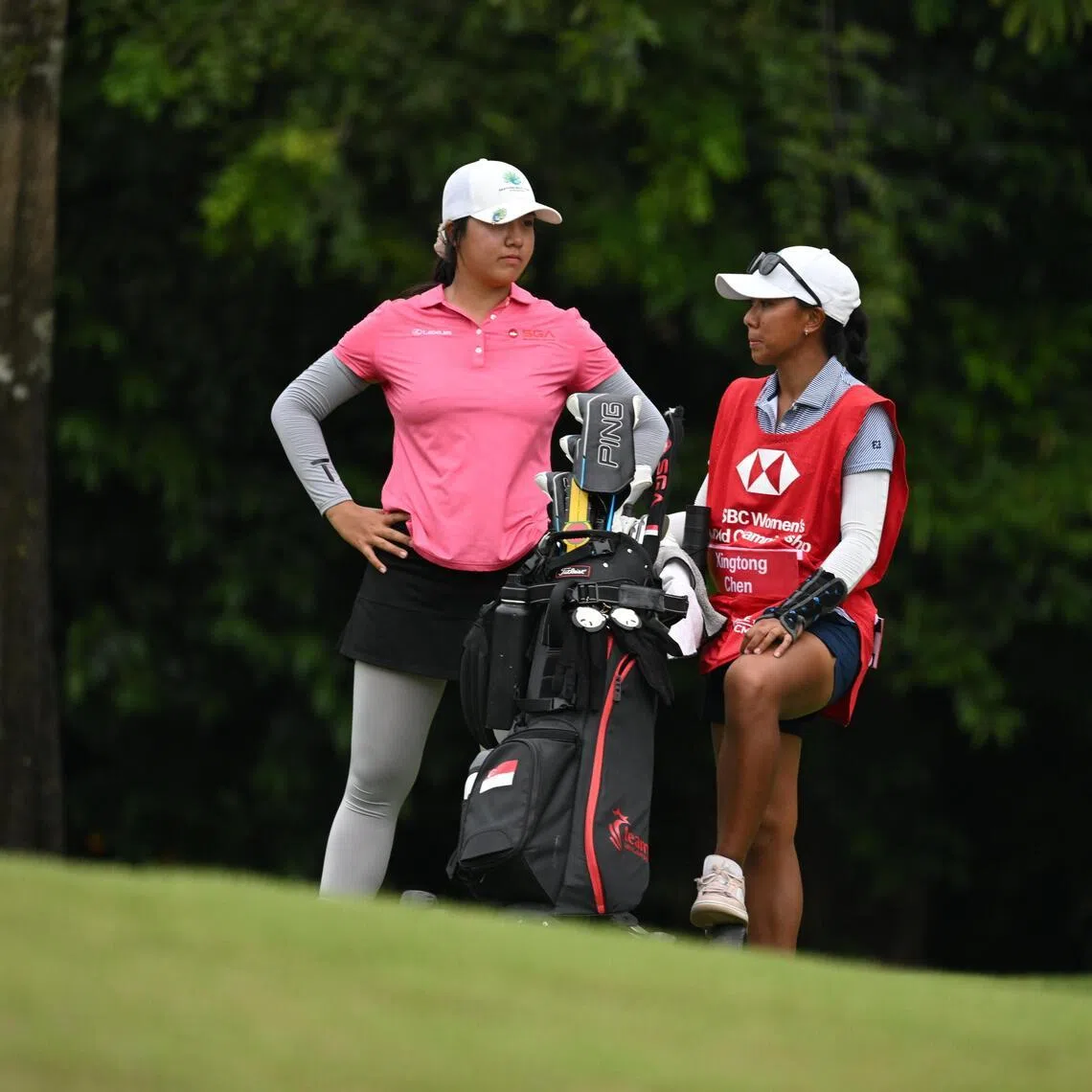 ST20260115_202642400279 Azmi Athni mtgolf15//

Singaporean golfer Aloysa Atienza (right), 27, serves as a caddy for winner of HSBC Women?s World Championship National Qualifiers Chen Xingtong (left), 18, on January 15, 2026. 

ST PHOTO: AZMI ATHNI