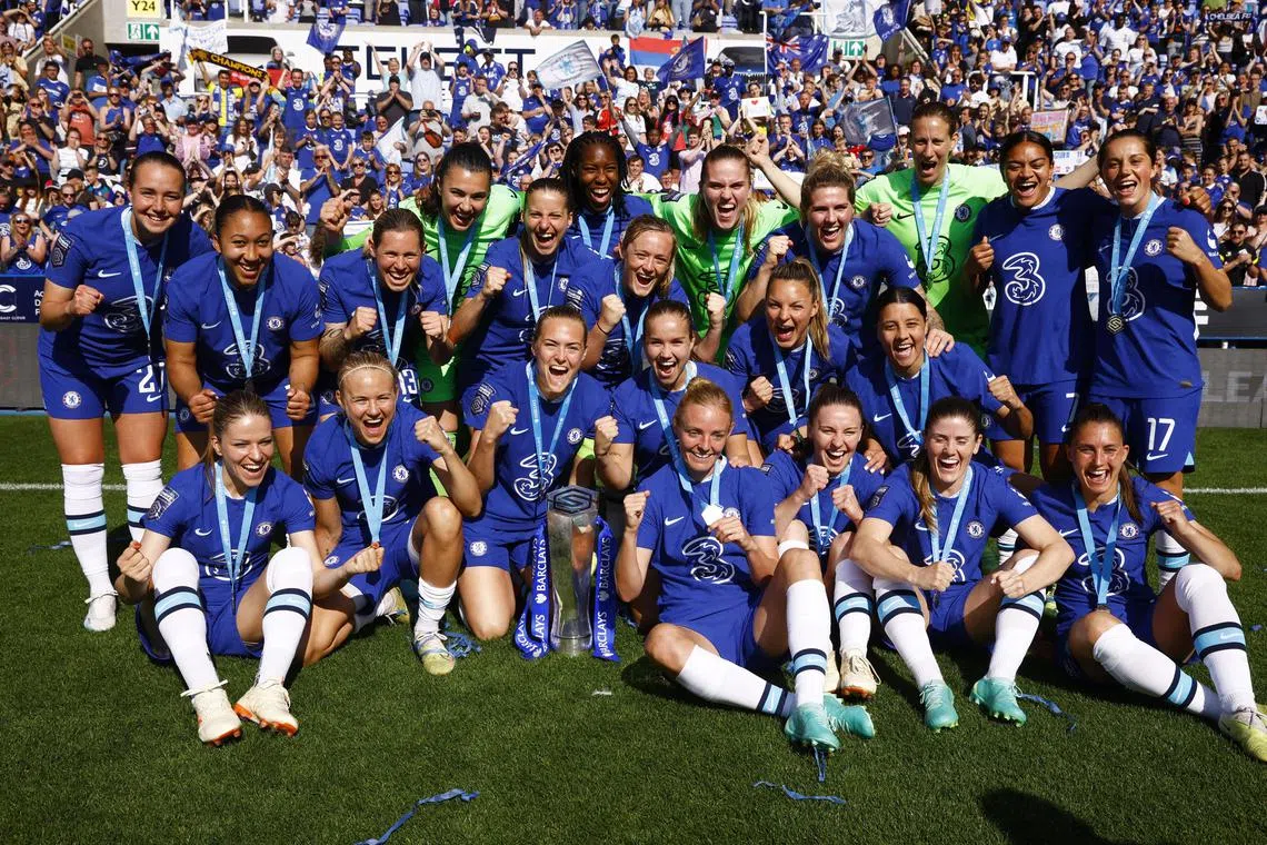 Soccer Football - Women's Super League - Reading v Chelsea - Madejski Stadium, Reading, Britain - May 27, 2023
Chelsea players celebrates with the trophy after winning the Women's Super League Action Images via Reuters/John Sibley