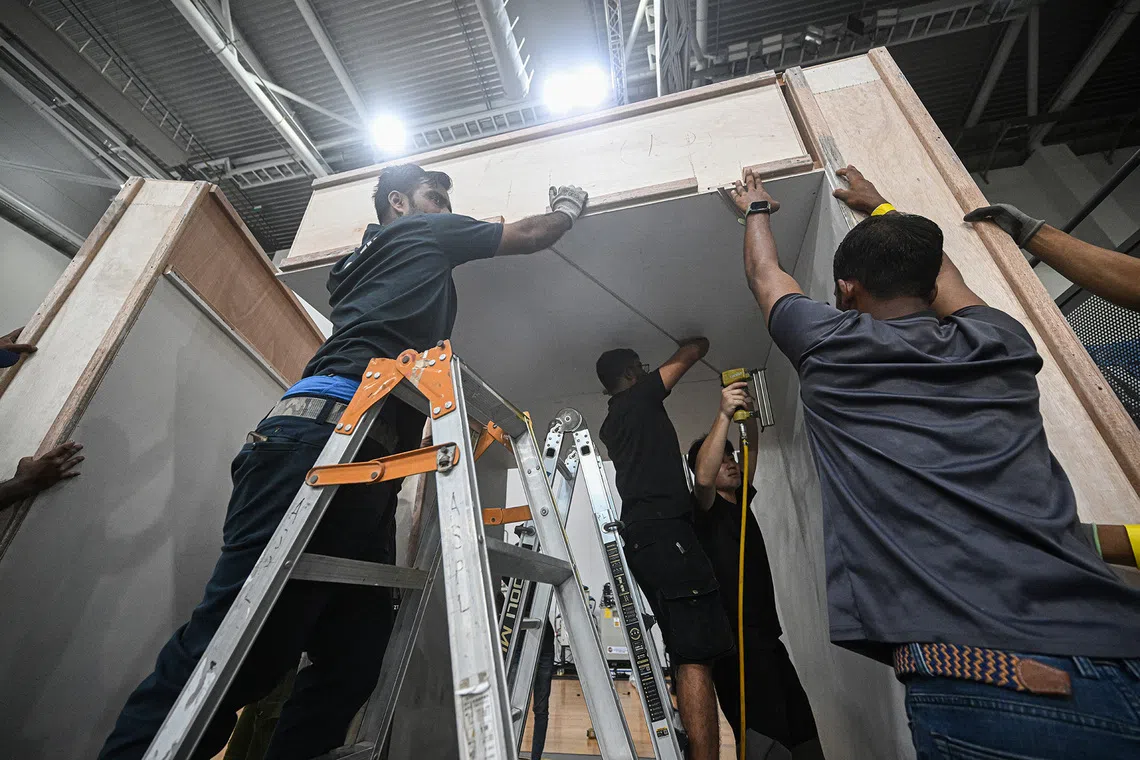 ST20260911_202692000320 Azmi Athni stpixtennis//

The WTA 500 venue set up on Sept 11, 2026.

ST PHOTO: AZMI ATHNI Construction for the players' tunnel on Sept 11, 2026.

ST PHOTO: AZMI ATHNI