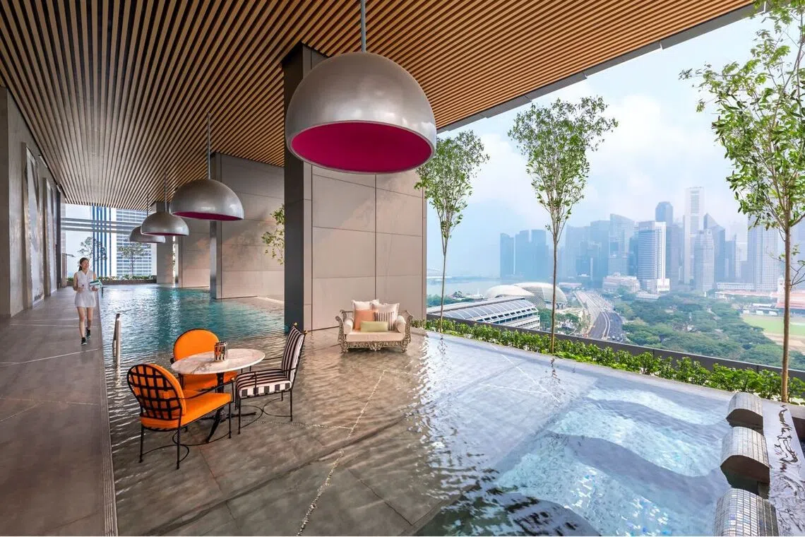 JW Marriott Singapore South Beach: Rooftop infinity pool