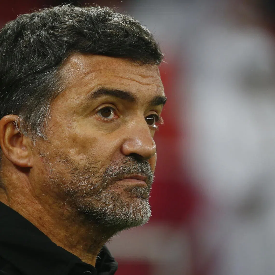 FILE PHOTO: Soccer Football - Arab Cup - Group A - Oman v Bahrain - Ahmed bin Ali Stadium, Al Rayyan, Qatar - December 6, 2021  Bahrain coach Helio Sousa before the match REUTERS/Amr Abdallah Dalsh/File Photo