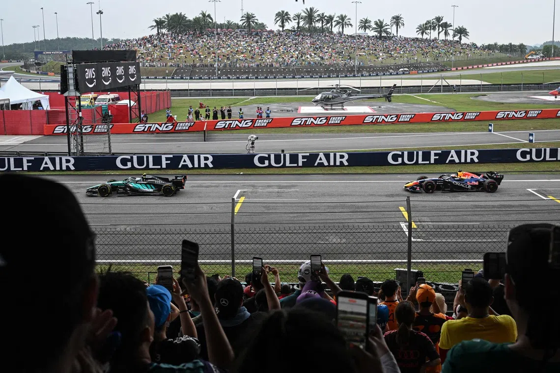 The episode was the latest in a difficult first season for the new era of cars and engines.