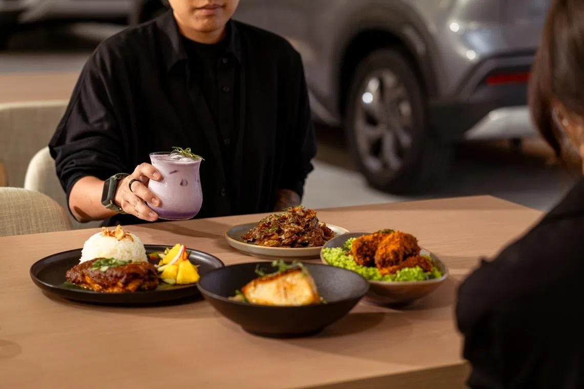 BYD by 1826 IMM Café Comida