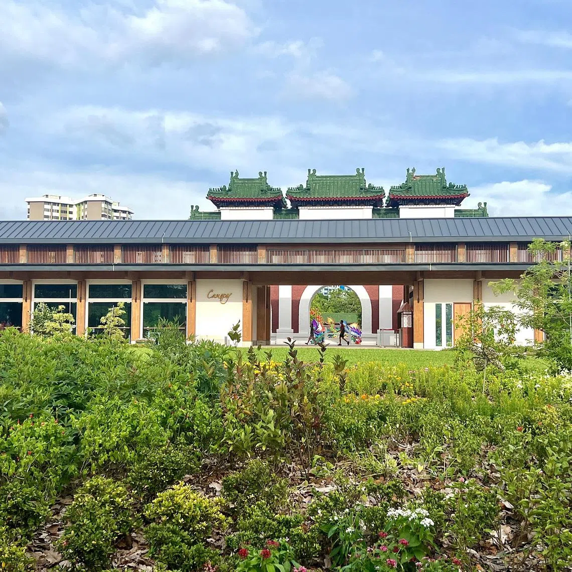 eqpark21 - "Writer to caption"


ST Photo: Eunice Quek