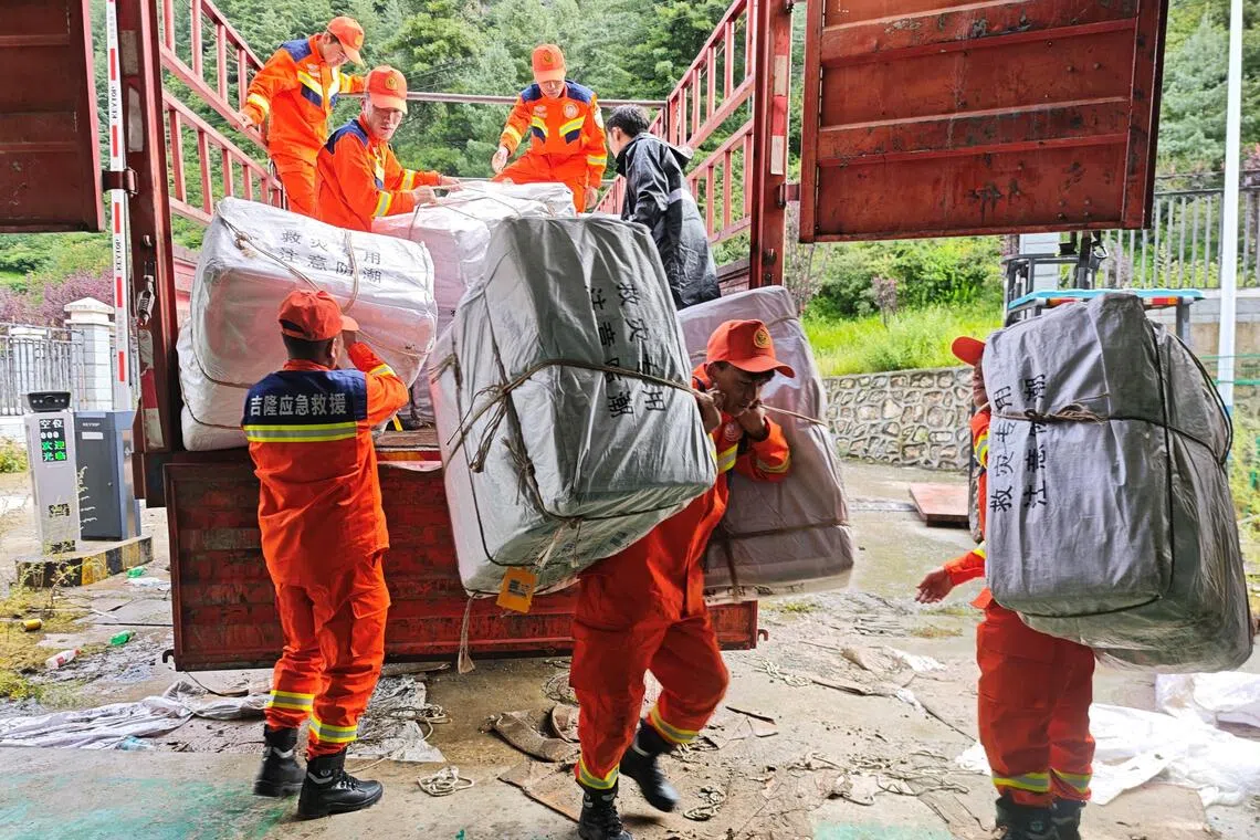 China halts rescue at Tibet disaster epicentre over flood risk
