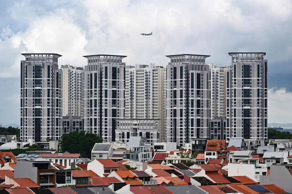 ST20250419-202520800315-Lim Yaohui-Goh Yan Han-yhec/

Generic photograph of private housing and landed properties at Sennett Avenue and condominiums at Bayshore Road in the background on April 19, 2025. 

Can be used for stories on money, property, land, invest, budget, income, finance, financial, URA, HDB, housing, BTO, population, economy, and development.

(ST PHOTO: LIM YAOHUI)