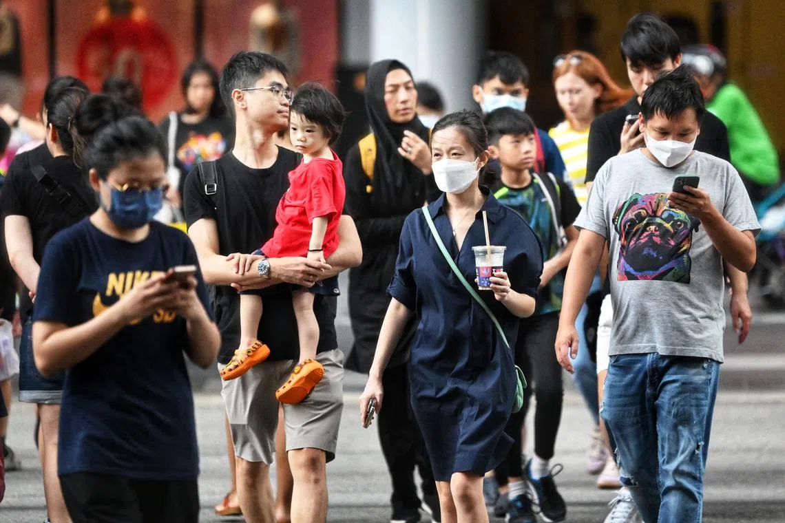 The wave peaked in the week of Dec 10-16 with an estimated 58,300 people infected.