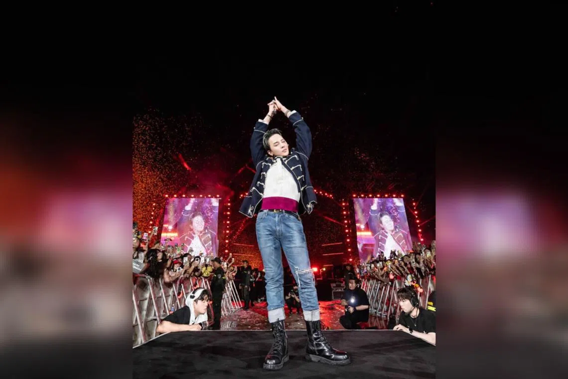K-pop singer G-Dragon topped China's QQ Music annual chart on Jan 9.