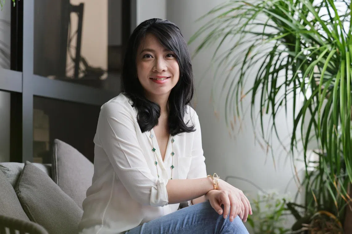 ST20240411_202478895520 : Gin Tay/ samoney/ Sue-Ann Tan/
Profile of Ms So Sin Ting, 36, chief client officer, Endowus, at her Claymore condominium on April 11, 2024.