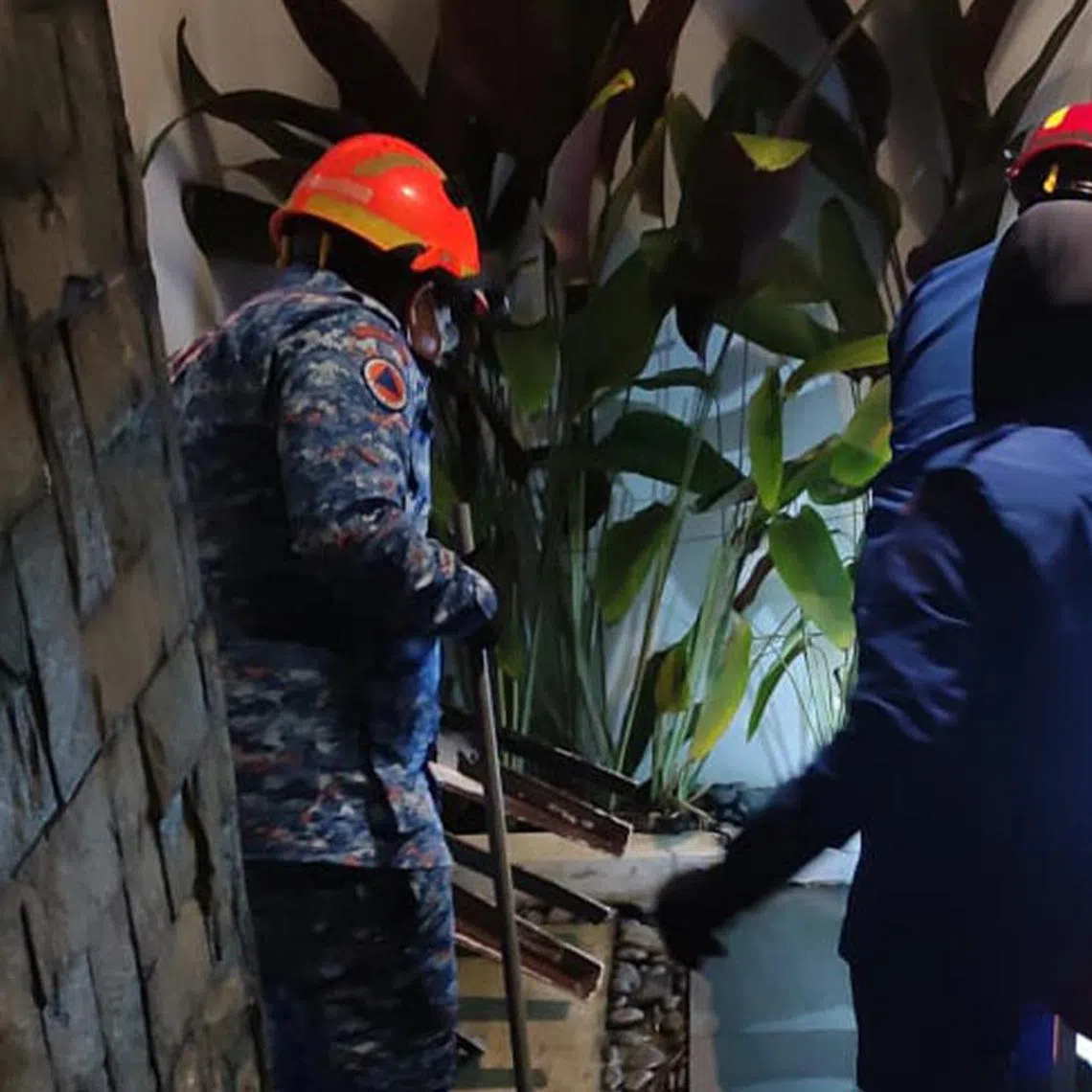 The 1m-long cobra weighing about 800g was spotted near the guard post of Datuk Seri Anwar’s home.