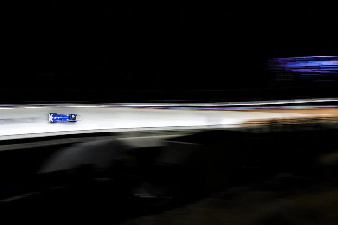 Milano Cortina 2026 Olympics - Bobsleigh - Women's Monobob Heat 3 - Cortina Sliding Centre, Cortina d'Ampezzo, Italy - February 16, 2026. Simona de Silvestro of Italy in action during Women's Monobob Heat 3 REUTERS/Athit Perawongmetha