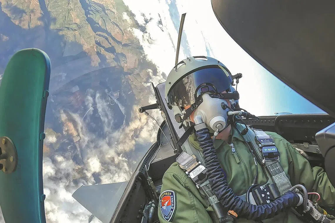 A pilot manoeuvre a J-10C fighter jet during a combat drill on Jan 4, 2023.