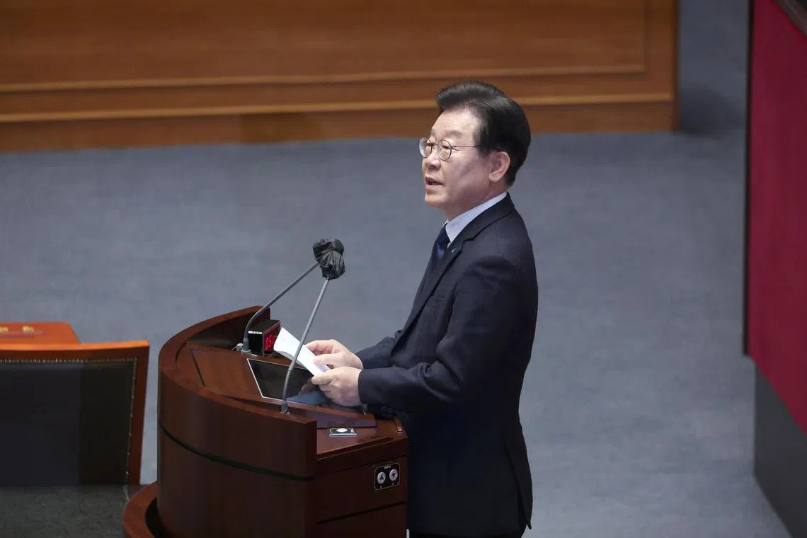 Lee Jae-myung faces several charges including bribery, breach of duty and conflicts of interests in a graft probe from his previous stint as Seongnam mayor.