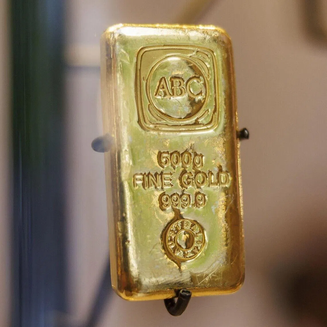 Gold smuggling cases have been soaring in Japan lately on the back of the rising price of the precious metal. 