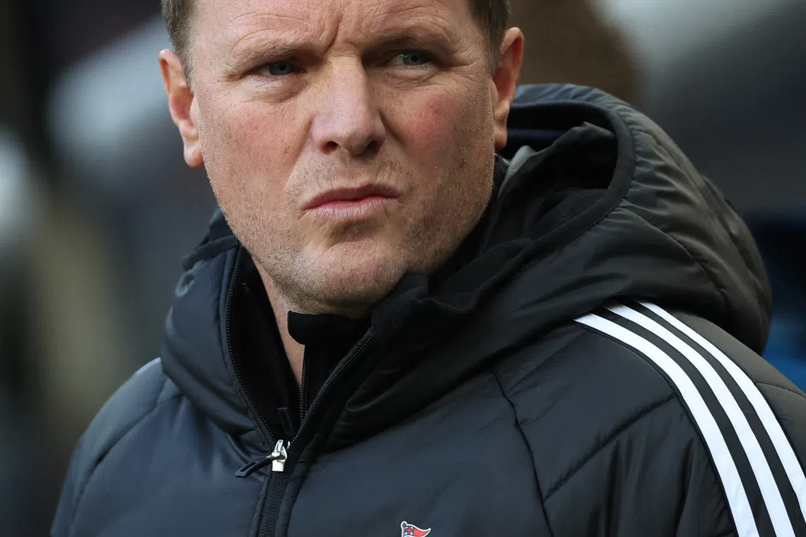 Soccer Football - Premier League - Newcastle United v Fulham - St James' Park, Newcastle, Britain - October 25, 2025  Newcastle United manager Eddie Howe before the match REUTERS/Scott Heppell
