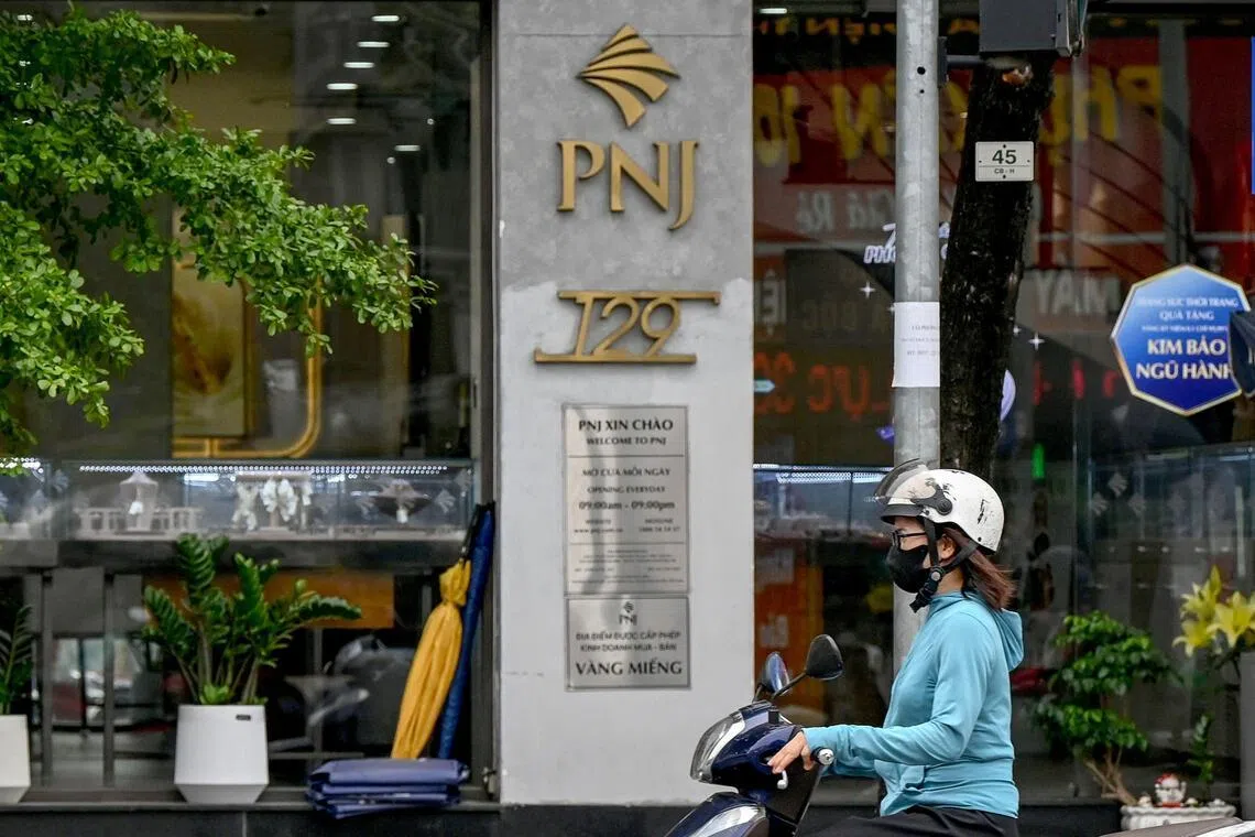 Diamonds hidden in shoes: Vietnam probe highlights India smuggling link