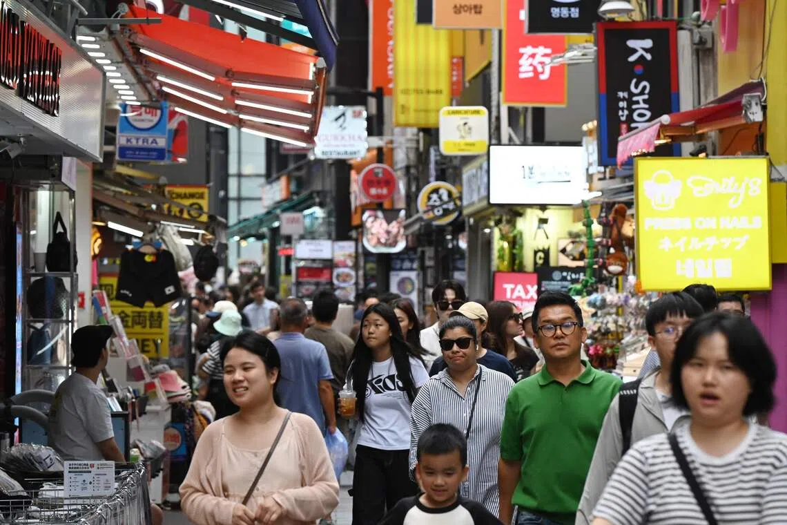 Foreign tourists’ spending in S. Korea surges with medical travel boom