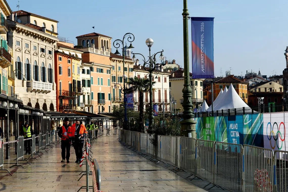 Milano Cortina 2026 Olympics - Ceremonies - Closing Ceremony - Verona Olympic Arena, Verona, Italy - February 22, 2026. General view outside the arena ahead of the closing ceremony REUTERS/Lisi Niesner
