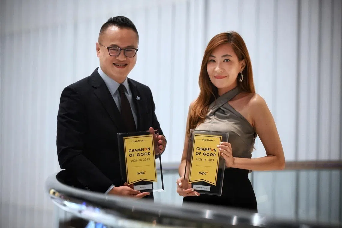 NCS CEO Sam Liew (left) and Go!Mama CEO Vivian Lee at the Company Of Good Conference and Conferment on July 20.